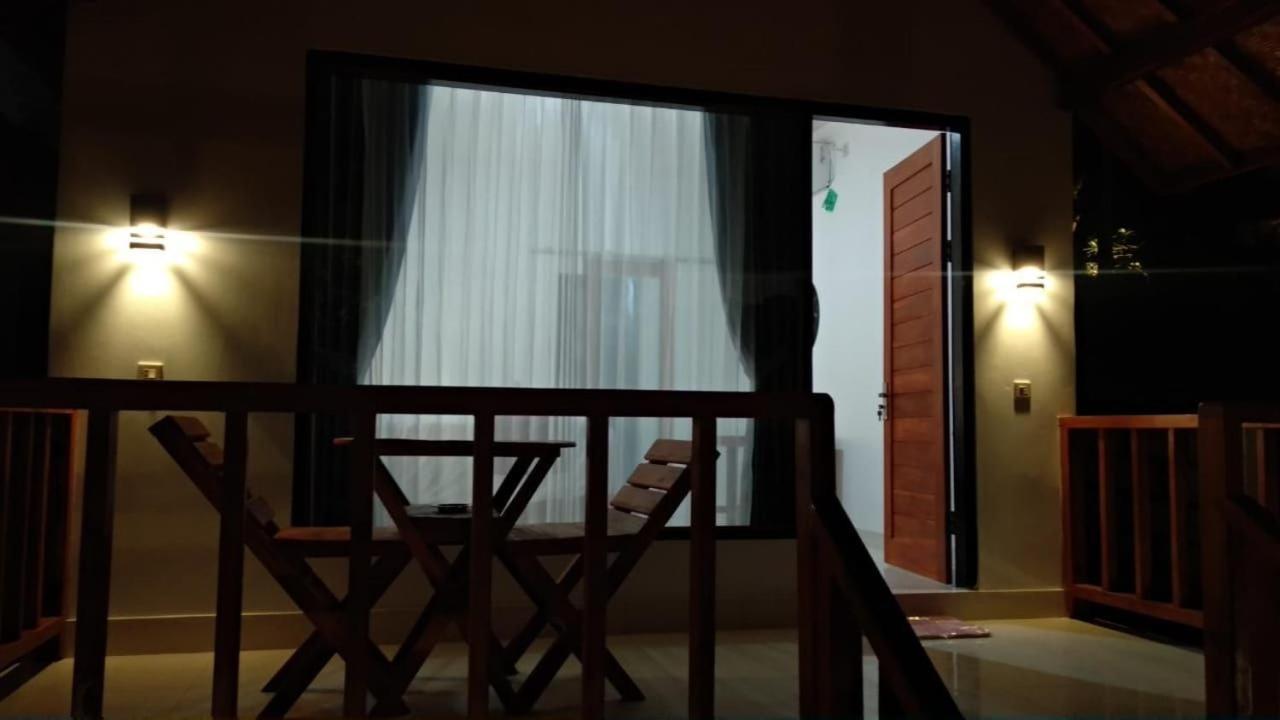 Vina Bungalow Toyapakeh Экстерьер фото