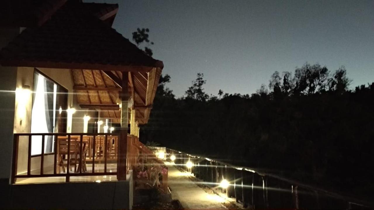 Vina Bungalow Toyapakeh Экстерьер фото